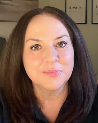 Adriana Henderson profile image